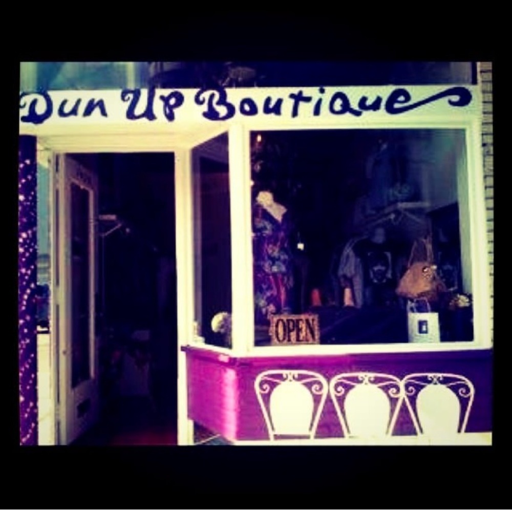NOTIFICATION-JOIN LIVE SHOW DUN UP BOUTIQUE -